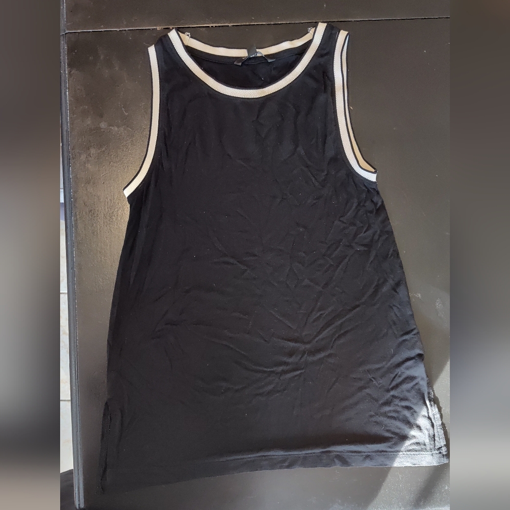 Banana Republic Sleeveless Black White Contrast Trim Tank Top Summer Size XS